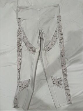 Alo White Laser-Cut Panel Leggings